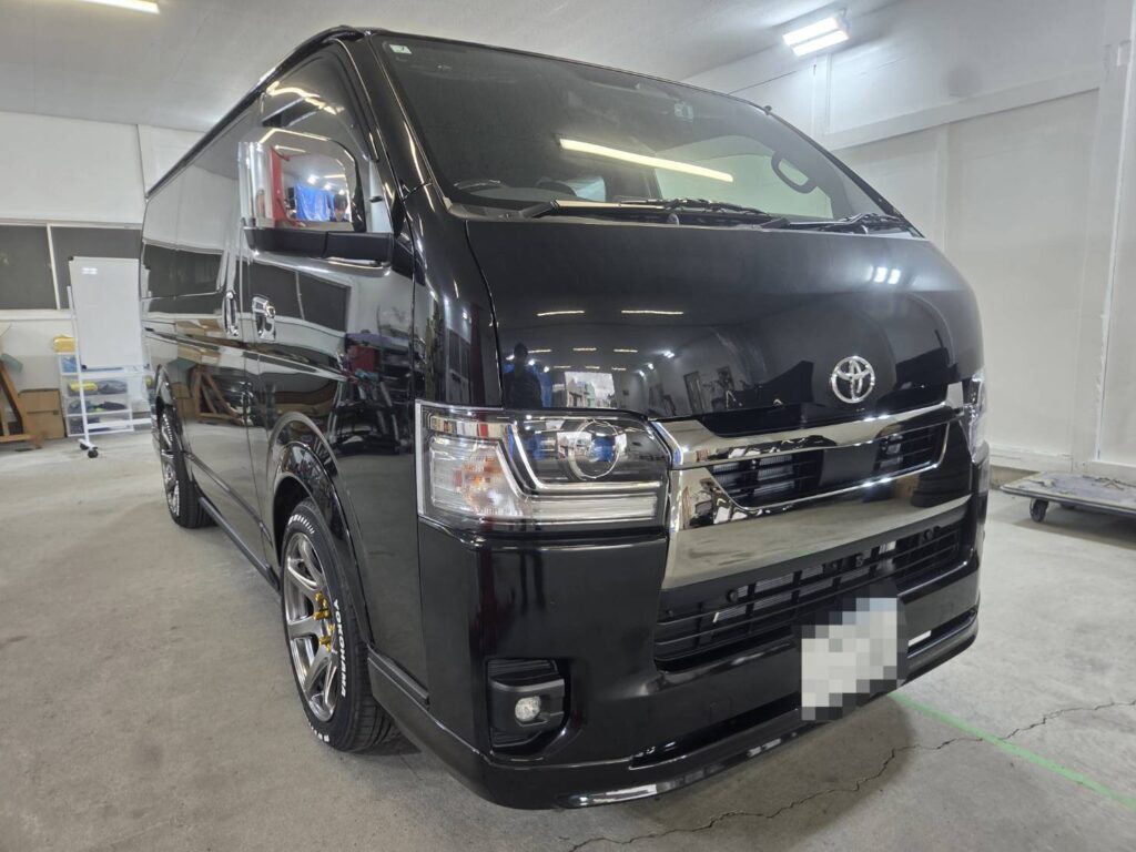 TOYOTA ハイエース フルメタルフィルム＆透明遮熱フィルム 施工｜新潟市東区