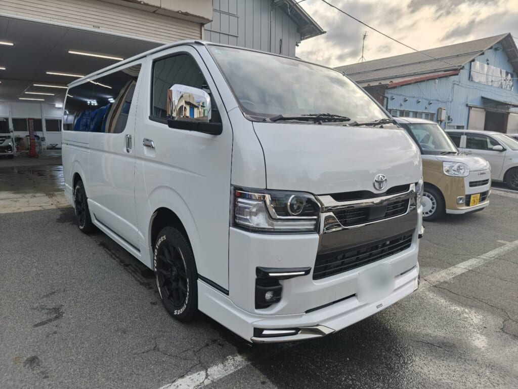TOYOTA ハイエース 透明遮熱フィルム施工｜新潟市東区